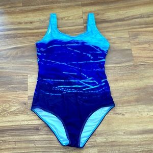 Bathing suit